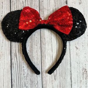Disney Classic Minnie Mouse Black & Red Sequin Ears